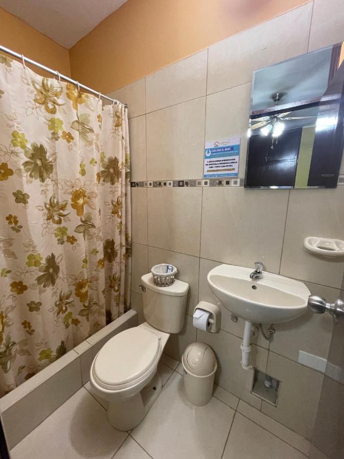 Hotel Calmelia Piura Eksteriør billede