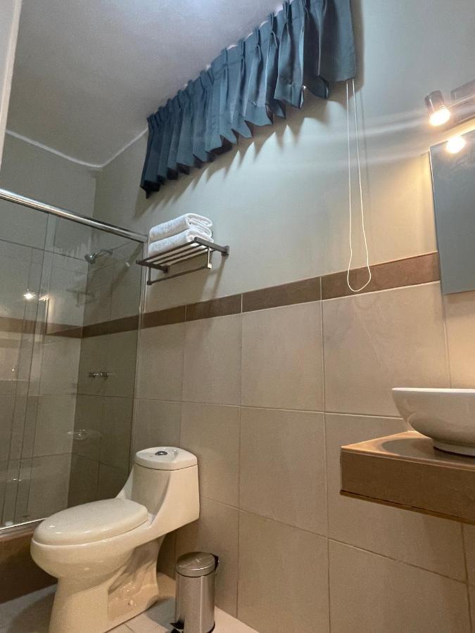 Hotel Calmelia Piura Eksteriør billede