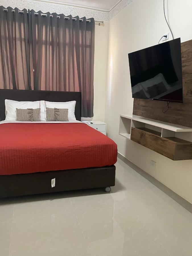 Hotel Calmelia Piura Eksteriør billede